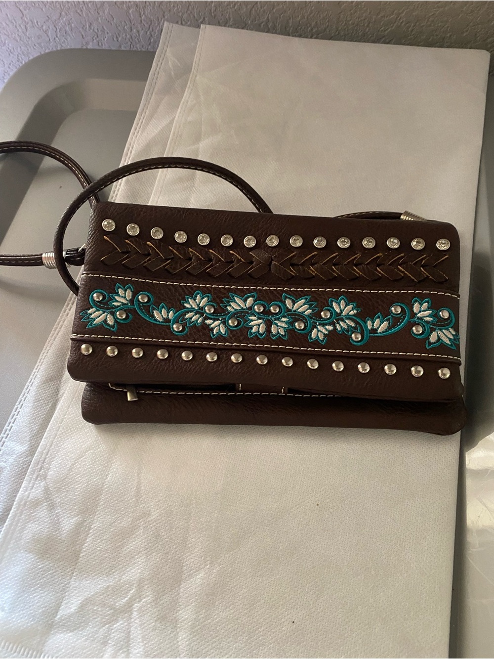 Faux Leather Purse Bag Wallet With Zip Pockets Rhinestones Embroidery crossbody - Picture 1 of 5